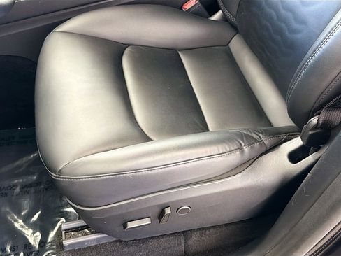 Used 2024 Tesla Model Y Long Range image 18