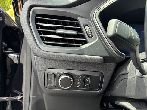 Used 2024 Ford Escape Active FWD image 26
