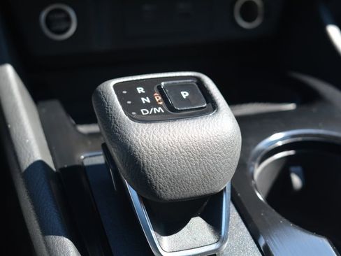 Used 2023 Nissan Rogue SV image 17