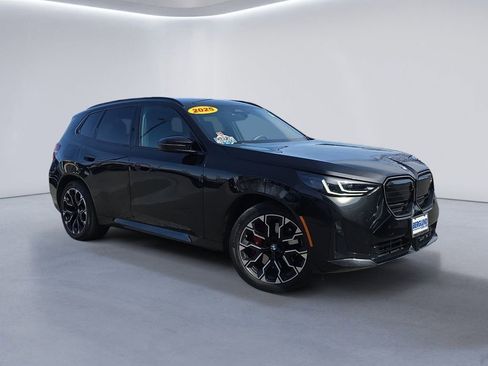 Used 2025 BMW X3 M50 w/ Premium Package image 2