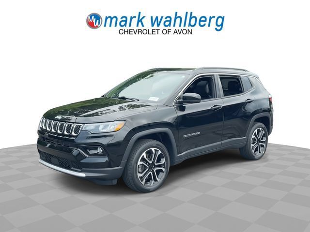 Used 2023 Jeep Compass Limited w/ Sun and Sound Group AWD/4WD image 4