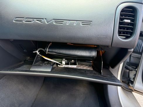 Used 2007 Chevrolet Corvette Z06 w/ Preferred Equipment Group image 31