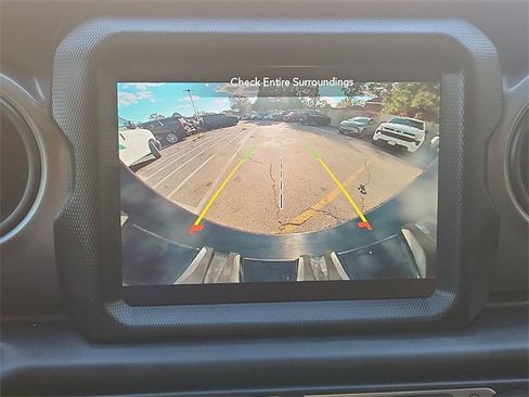 Used 2023 Jeep Wrangler Sport S image 15