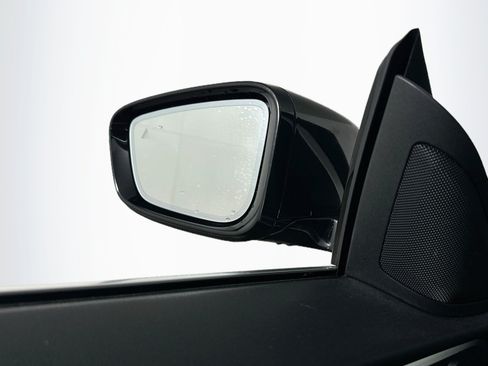 Used 2025 BMW i4 eDrive40 RWD image 16