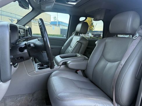 Used 2004 GMC Yukon SLT w/ 1SD Preferred Equipment Group image 22