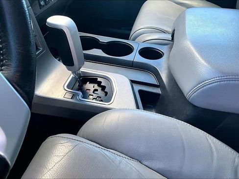 Used 2016 Toyota Sequoia Limited w/ Safety & Convenience Package image 15