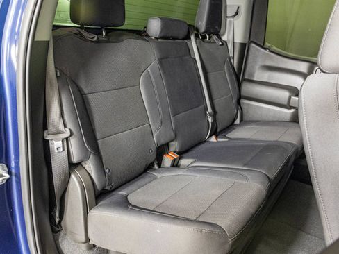 Used 2019 Chevrolet Silverado 1500 Custom Trail Boss w/ Custom Convenience Package AWD/4WD image 40