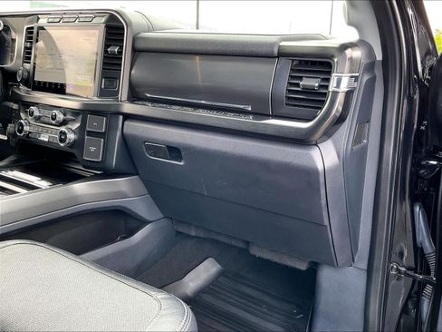Used 2023 Ford F250 Lariat w/ Lariat Ultimate Package AWD/4WD image 19