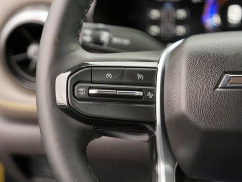 Used 2023 Chevrolet Colorado ZR2 w/ ZR2 Convenience Package III image 22