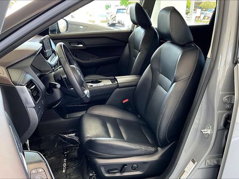 Used 2022 Nissan Rogue SL w/ SL Premium Package FWD image 21
