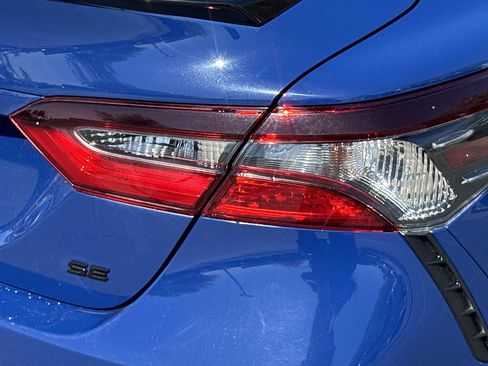 Used 2024 Toyota Camry SE FWD image 7