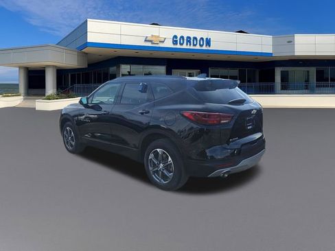 Used 2023 Chevrolet Blazer LT w/ Convenience Package image 3