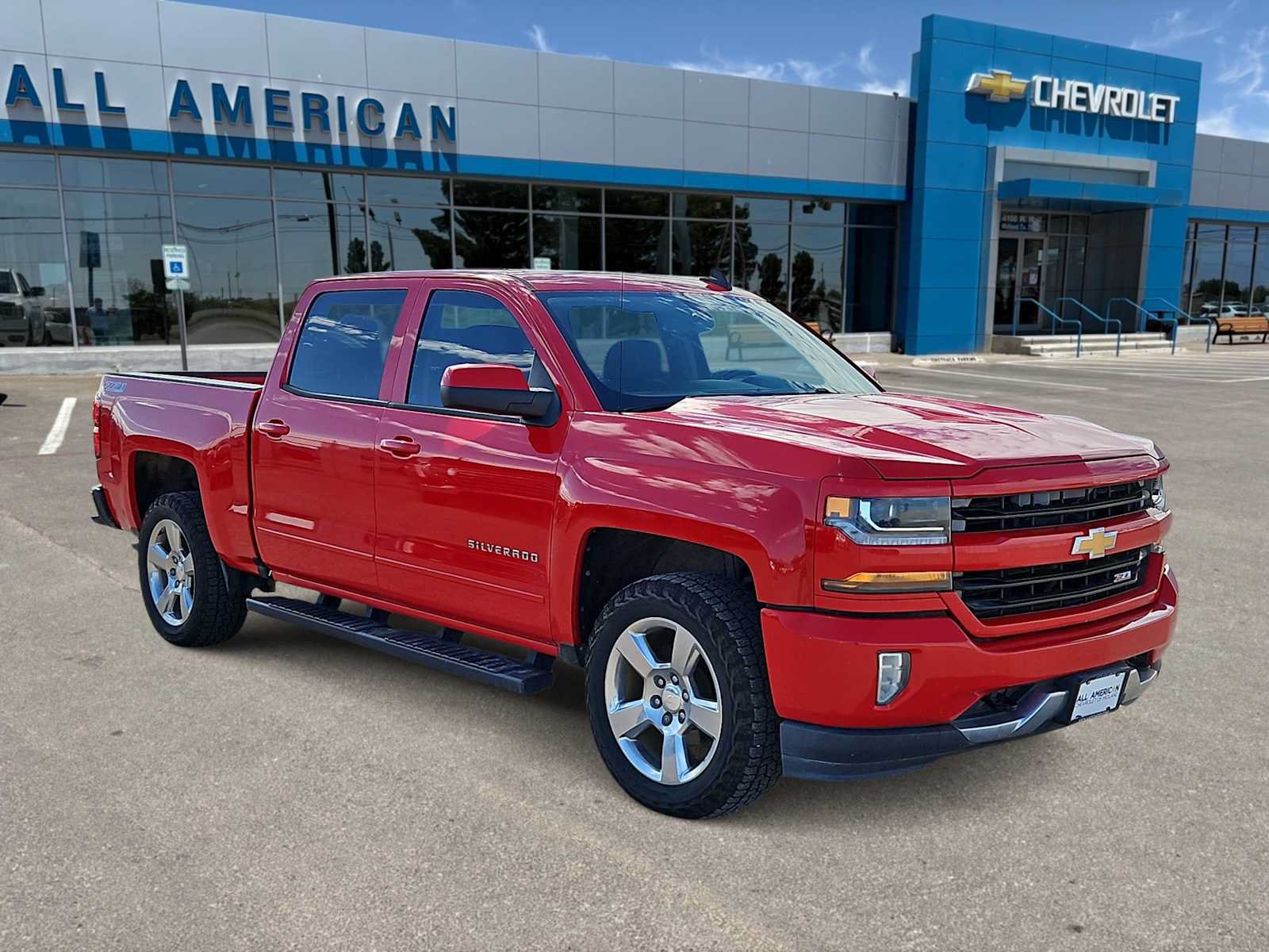 Used 2017 Chevrolet Silverado 1500 LT w/ All Star Edition AWD/4WD image 2