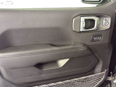 Used 2021 Jeep Wrangler Unlimited Sahara w/ Cold Weather Group image 26