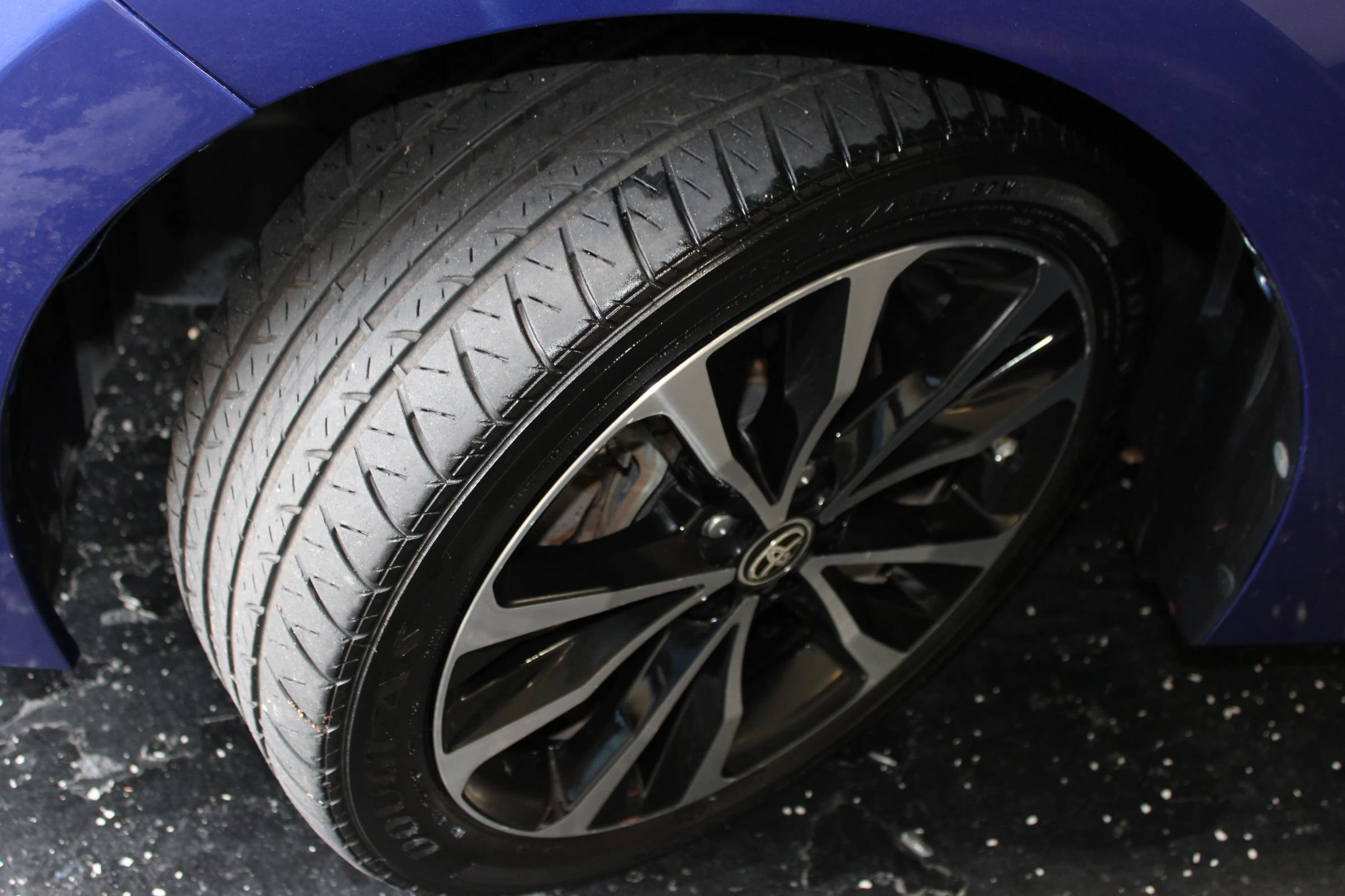 Used 2018 Toyota Corolla SE FWD image 30