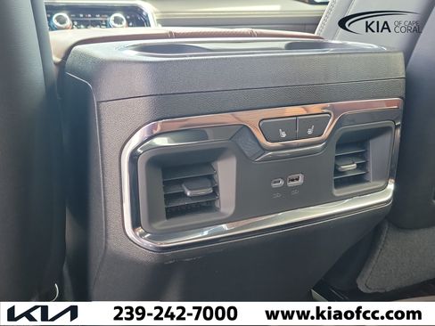 Used 2024 GMC Sierra 1500 Denali Ultimate AWD/4WD image 14