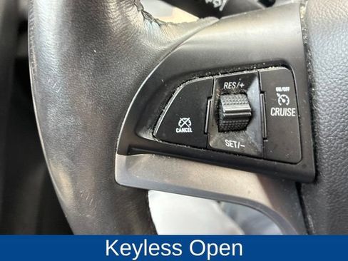 Used 2017 Chevrolet Trax LT w/ LT Convenience Package FWD image 16
