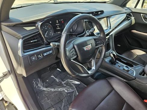 Used 2021 Cadillac XT6 Premium Luxury AWD/4WD image 23