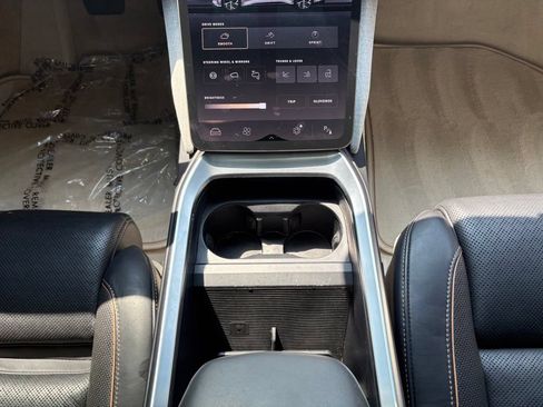 Used 2022 Lucid Air Grand Touring AWD/4WD image 32