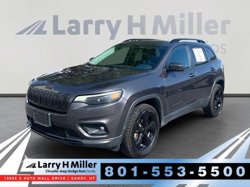 Used 2019 Jeep Cherokee Latitude Plus AWD/4WD image 1