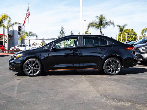 Certified 2023 Toyota Corolla SE w/ SE Package image 4