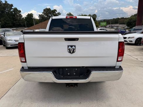 Used 2017 RAM 1500 Tradesman w/ Chrome Appearance Group RWD image 15