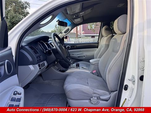 Used 2006 Toyota Tacoma PreRunner RWD image 6