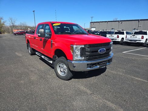 Used 2019 Ford F250 XL w/ Power Equipment Group AWD/4WD image 1