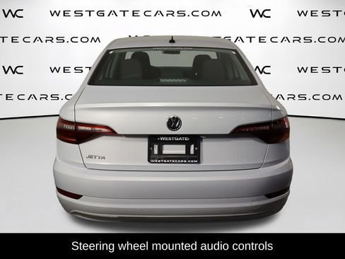 Used 2019 Volkswagen Jetta FWD image 4