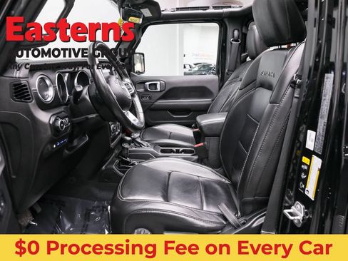 Used 2021 Jeep Wrangler Unlimited Sahara w/ Cold Weather Group AWD/4WD image 14