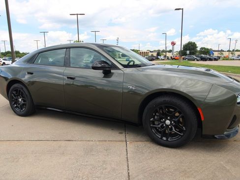 New 2026 Dodge Charger R/T AWD/4WD image 3
