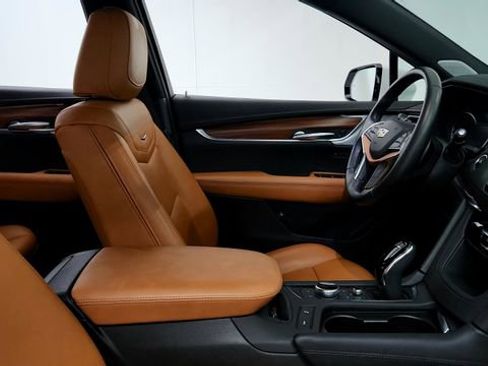 Certified 2023 Cadillac XT5 Premium Luxury image 24
