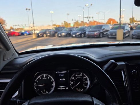 Used 2018 Nissan Titan PRO-4X w/ Pro-4x Utility Package image 30