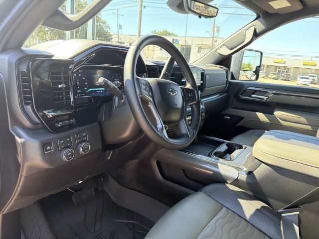 Used 2026 Chevrolet Silverado 2500 ZR2 w/ LPO, Dark Essentials Package AWD/4WD image 23