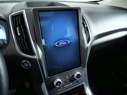 Certified 2023 Ford Edge Titanium AWD/4WD image 18