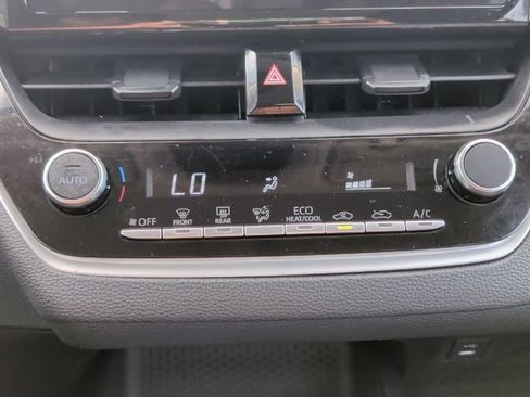 Used 2024 Toyota Corolla LE FWD image 25