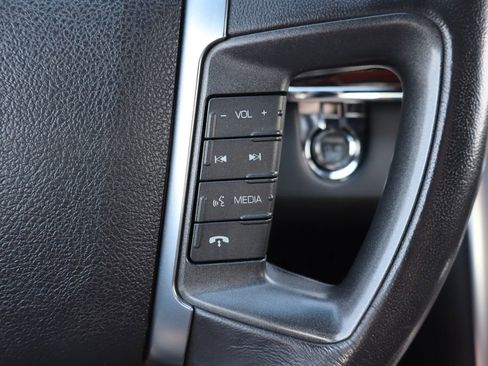 Used 2012 Lincoln MKS AWD image 8