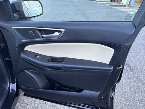 Used 2024 Ford Edge SEL image 14