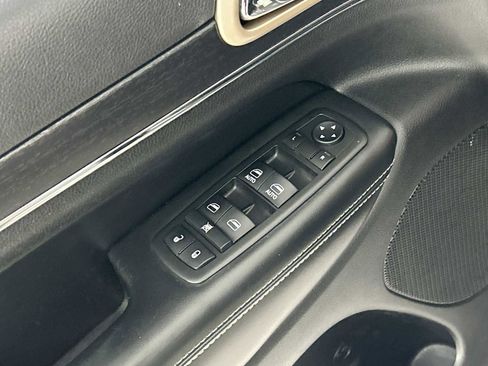 Used 2014 Jeep Grand Cherokee Limited w/ Trailer Tow Group IV image 15