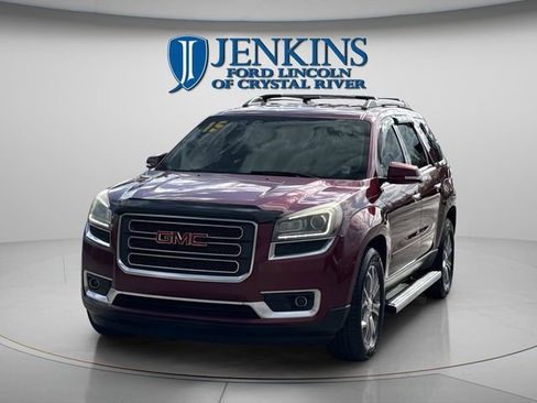 Used 2015 GMC Acadia SLT image 2
