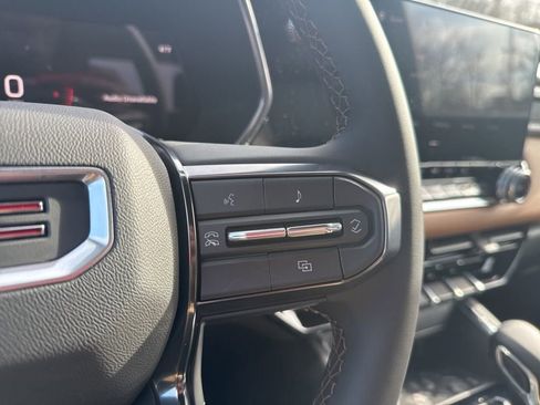 New 2026 GMC Canyon AT4 image 24