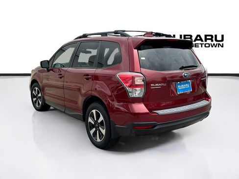 Used 2018 Subaru Forester 2.5i Premium AWD/4WD image 5
