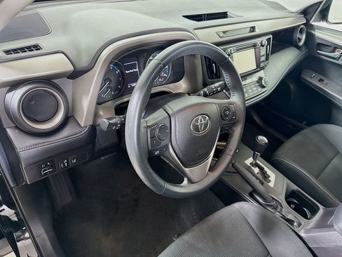 Certified 2018 Toyota RAV4 XLE FWD image 10