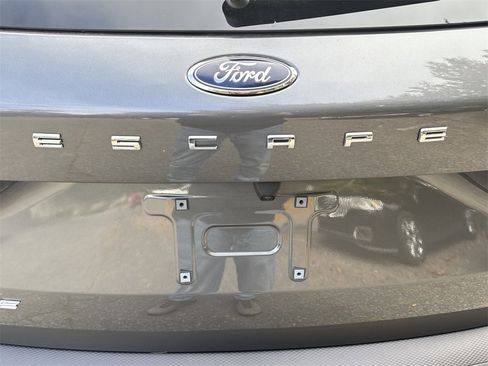 Used 2025 Ford Escape Active w/ Cold Weather Package image 32