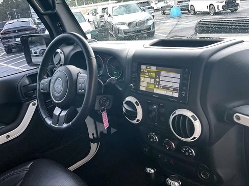 Used 2016 Jeep Wrangler Unlimited Sport w/ Quick Order Package 24S AWD/4WD image 31