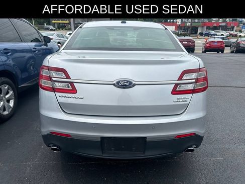 Used 2016 Ford Taurus SEL w/ Equipment Group 201A FWD image 5