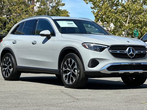 New 2026 Mercedes-Benz GLC 350e 4MATIC image 7