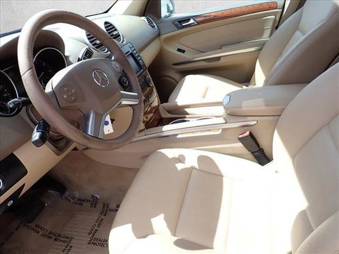 Used 2009 Mercedes-Benz ML 350 4MATIC image 10