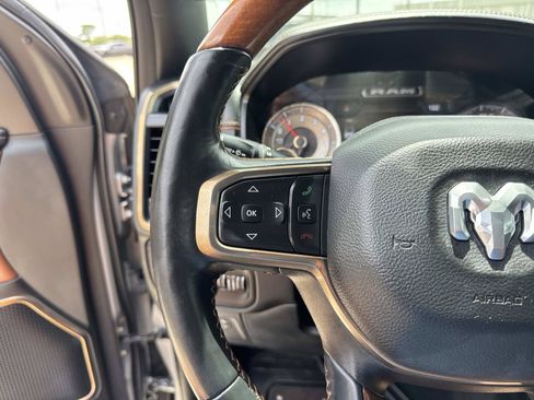 Used 2022 RAM 1500 Limited w/ Body Color Bumper Group AWD/4WD image 23