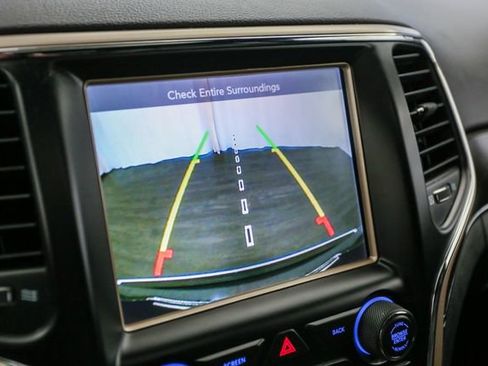 Used 2017 Jeep Grand Cherokee Limited AWD/4WD image 52
